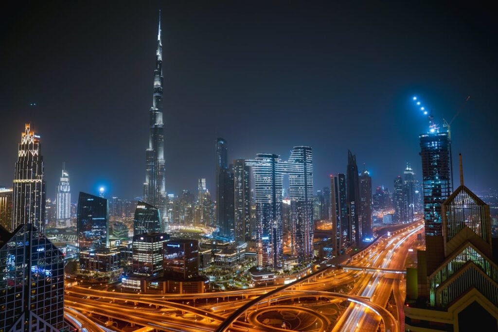 5 year vs 10 year golden visa UAE 2026 Dubai skyline