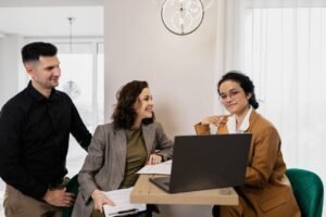 How to Choose a Tax Consultant in Dubai 2026