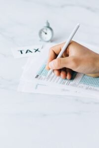 UAE CT Filing September 30: File Now or Pay AED 500 Per Month